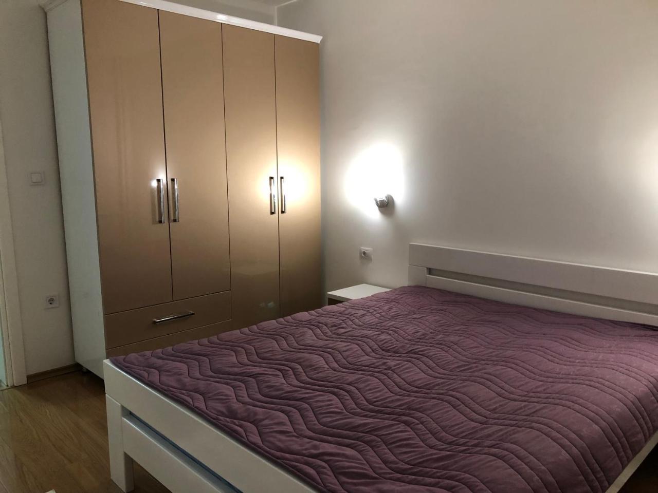 Ole Apartment I - In The City Center Skopie Exterior foto