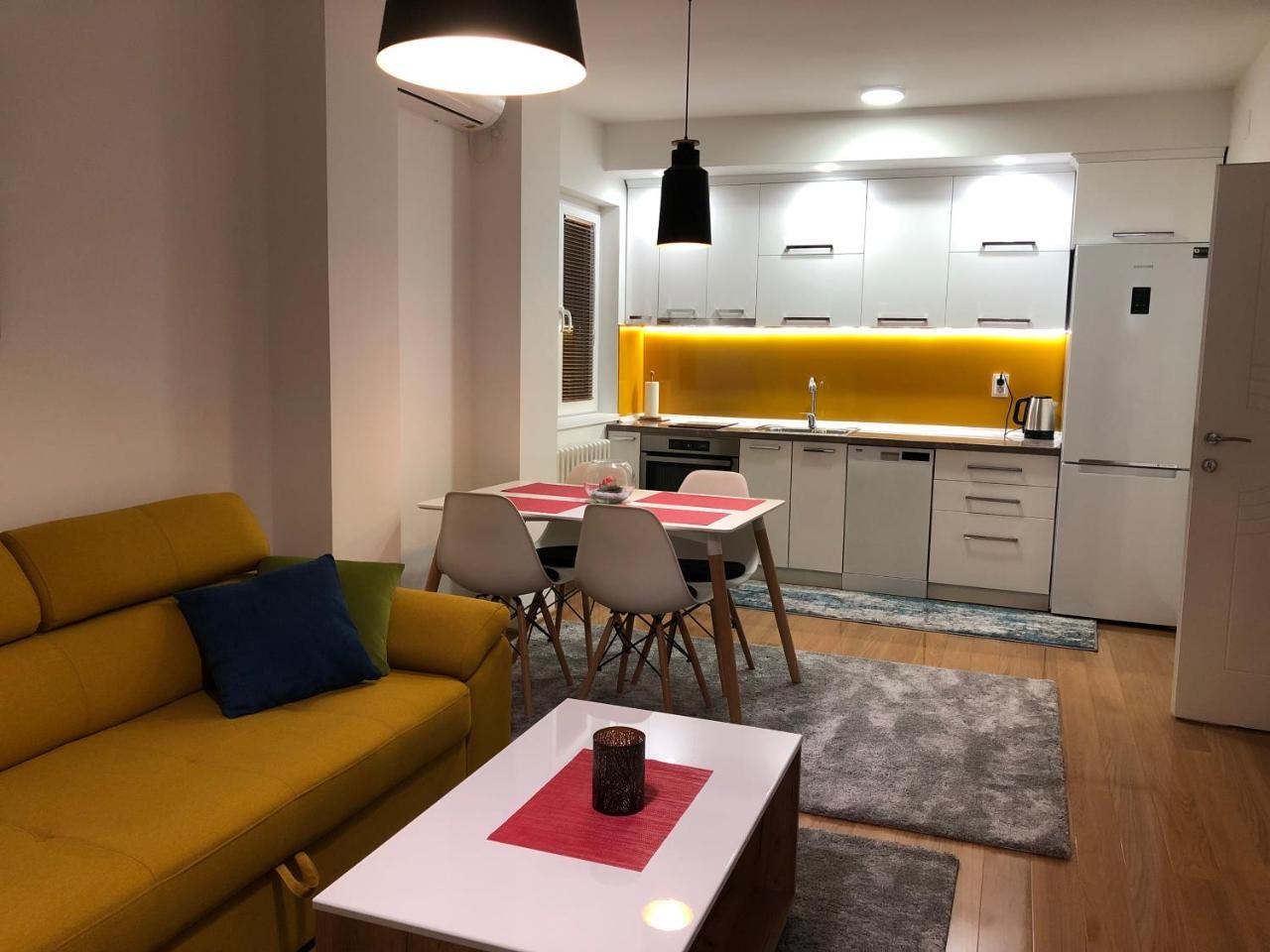 Ole Apartment I - In The City Center Skopie Exterior foto