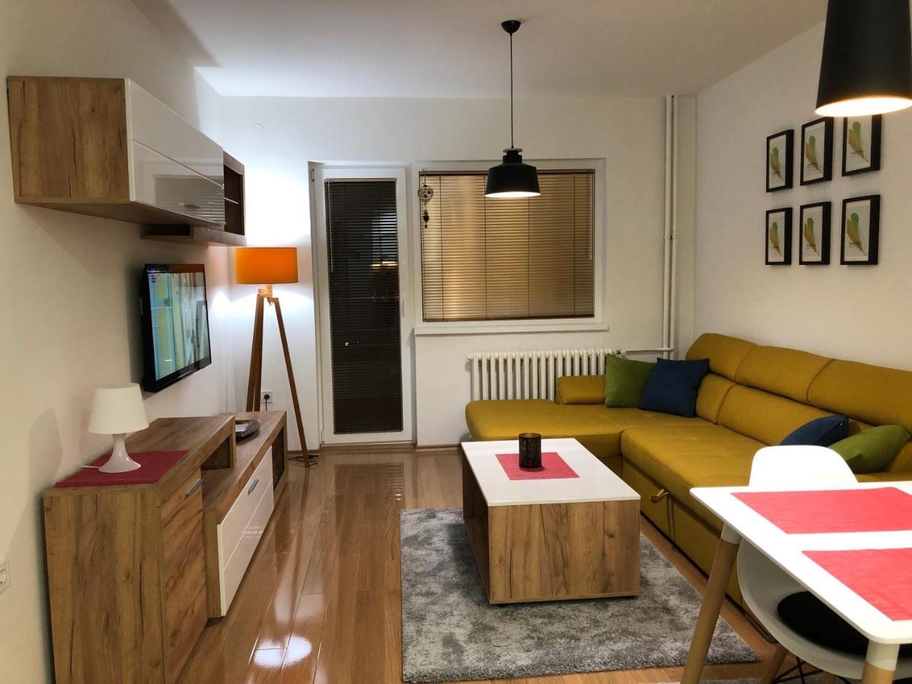 Ole Apartment I - In The City Center Skopie Exterior foto